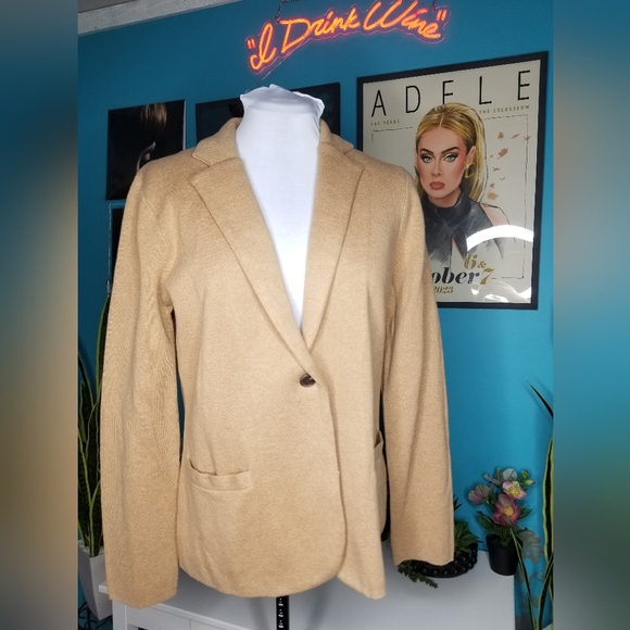 J. Crew Schoolboy Sweater in Camel Heather - Picture 3 of 16